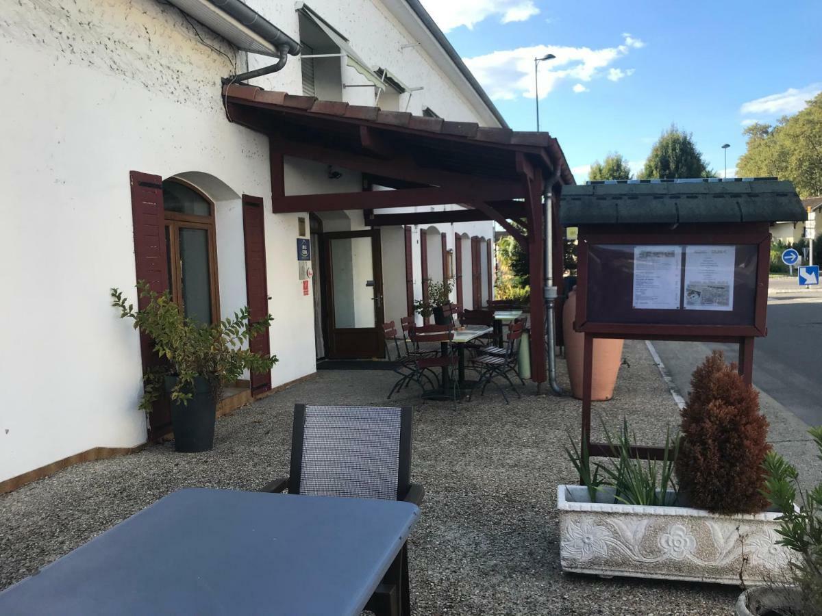 Au Feu De Bois Hotell Amou Exteriör bild